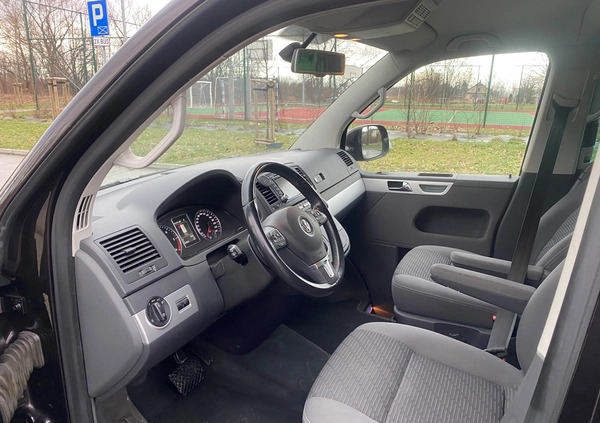 Volkswagen Multivan cena 125000 przebieg: 127500, rok produkcji 2015 z Biała małe 232